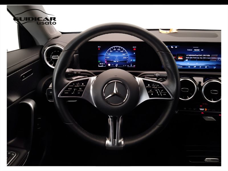 GuidiCar - Mercedes CLA 2024 CLA Shooting Brake 180 d Progressive Advanced auto Usato