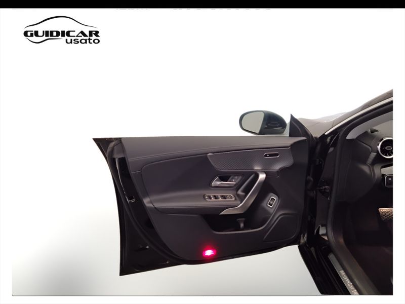 GuidiCar - Mercedes CLA 2024 CLA Shooting Brake 180 d Progressive Advanced auto Usato