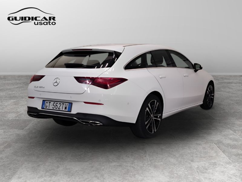 GuidiCar - Mercedes CLA 2024 CLA Shooting Brake 180 d Progressive Advanced auto Usato