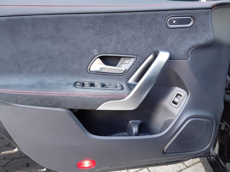 GuidiCar - Mercedes CLA 2023 CLA Shooting Brake 200 d AMG Line Advanced Plus auto Usato
