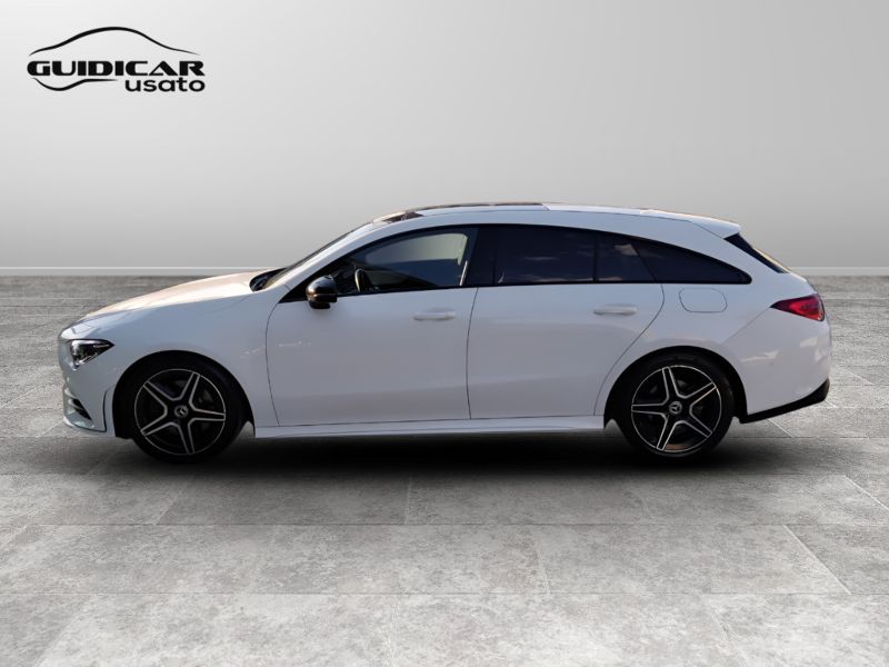GuidiCar - Mercedes CLA 2021 CLA Shooting Brake 200 d Premium 4matic auto Usato