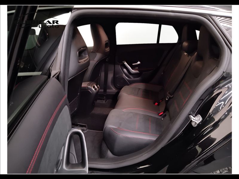 GuidiCar - Mercedes CLA 2023 CLA Shooting Brake 200 d Premium 4matic auto Usato