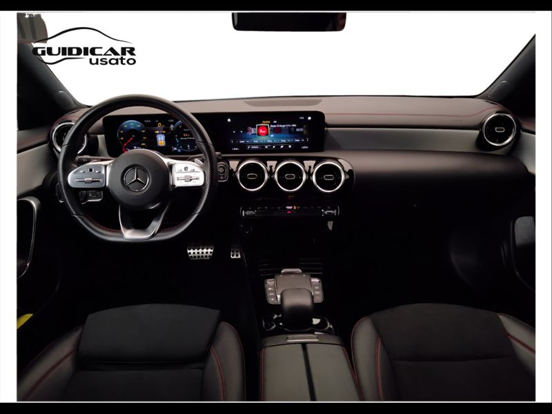 GuidiCar - Mercedes CLA 2023 CLA Shooting Brake 200 d Premium 4matic auto Usato