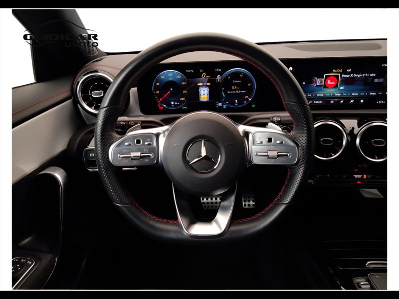 GuidiCar - Mercedes CLA 2023 CLA Shooting Brake 200 d Premium 4matic auto Usato