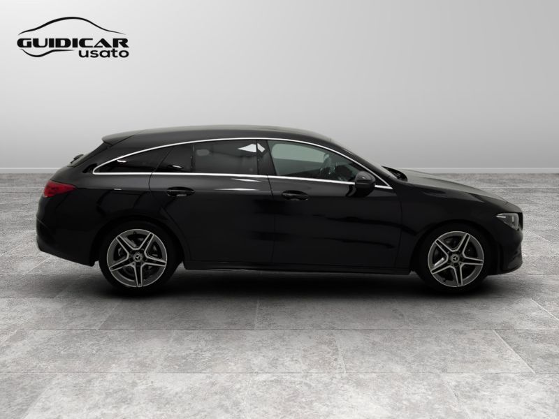 GuidiCar - Mercedes CLA 2021 CLA Shooting Brake 200 d Premium auto Usato