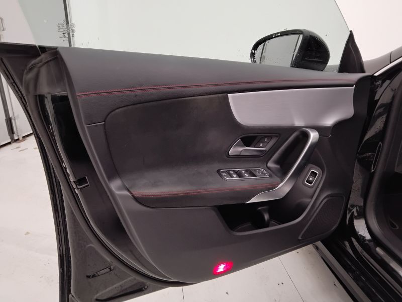 GuidiCar - Mercedes CLA 2021 CLA Shooting Brake 200 d Premium auto Usato