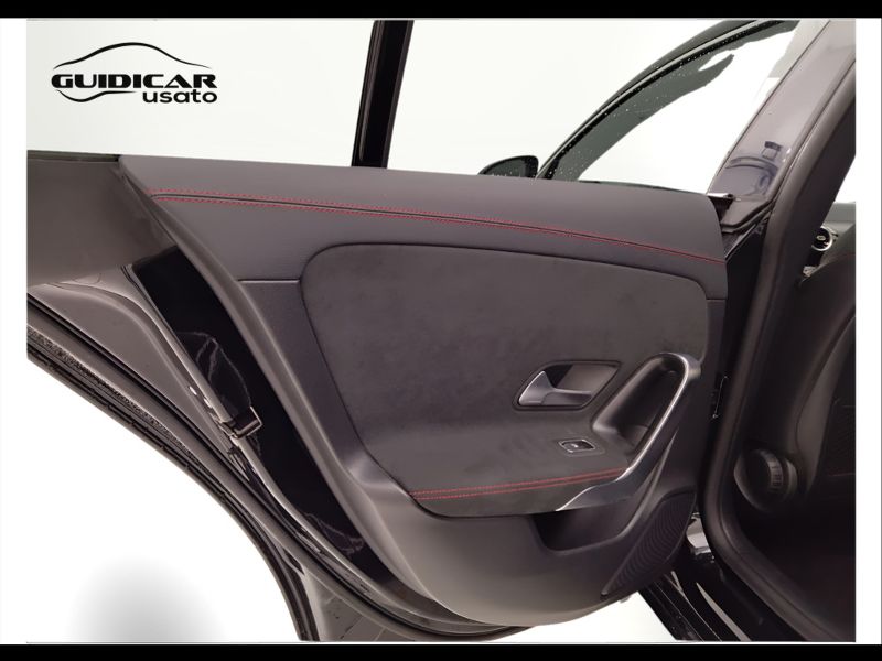 GuidiCar - Mercedes CLA 2021 CLA Shooting Brake 200 d Premium auto Usato
