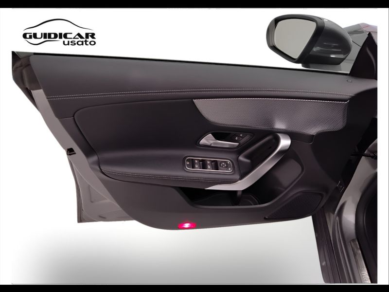 GuidiCar - Mercedes CLA 2021 CLA Shooting Brake 200 d Sport auto Usato