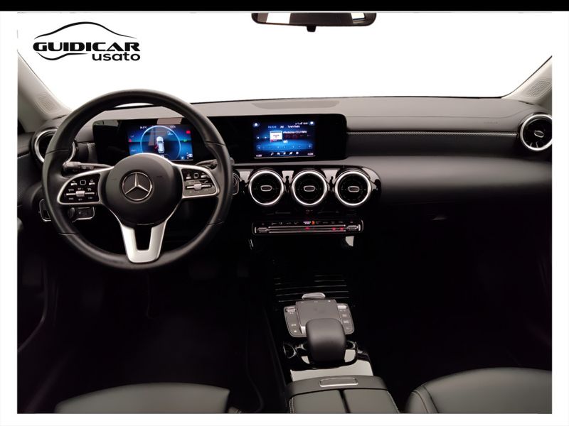 GuidiCar - Mercedes CLA 2021 CLA Shooting Brake 200 d Sport auto Usato