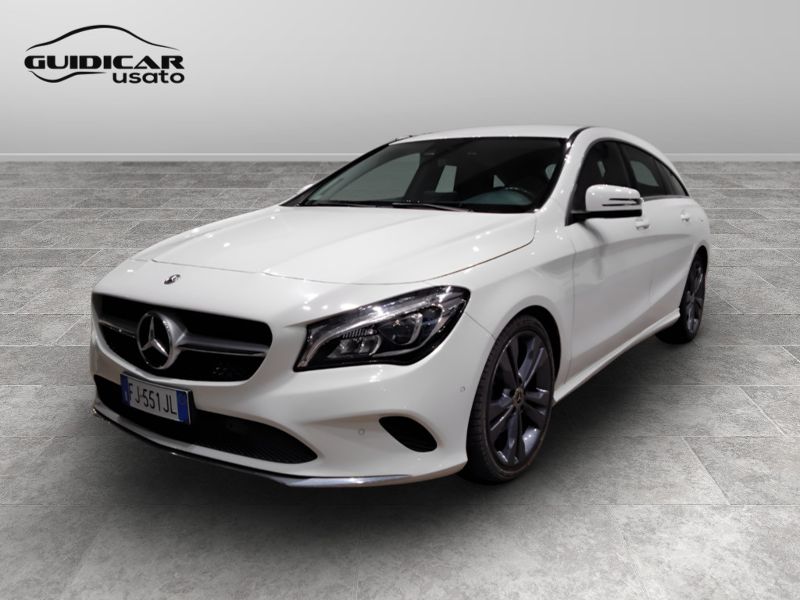 GuidiCar - Mercedes CLA 2017 CLA Shooting Brake 220 d Sport auto FL Usato