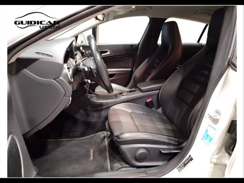 GuidiCar - Mercedes CLA 2017 CLA Shooting Brake 220 d Sport auto FL Usato