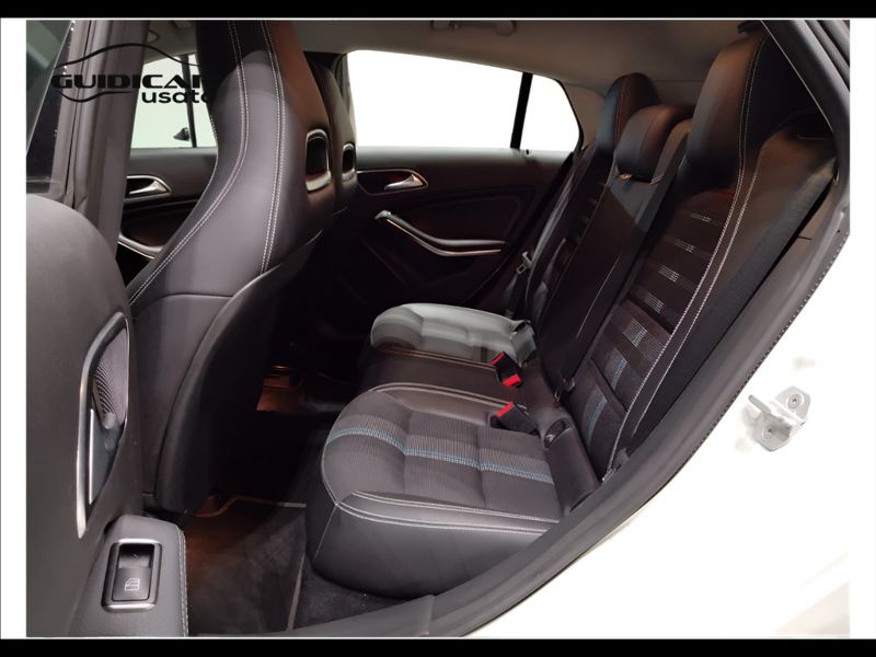 GuidiCar - Mercedes CLA 2017 CLA Shooting Brake 220 d Sport auto FL Usato
