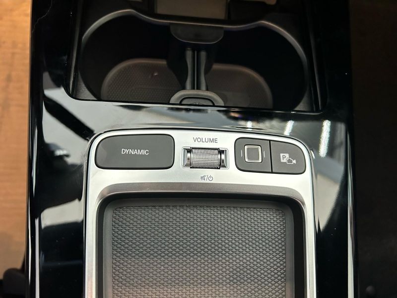 GuidiCar - MERCEDES BENZ CLASSE A SEDAN 1 A 180 d AMG Line ADVANCED PLUS Nuovo