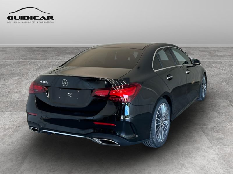 GuidiCar - MERCEDES BENZ CLASSE A SEDAN 1 A 180 d AMG Line ADVANCED PLUS Nuovo