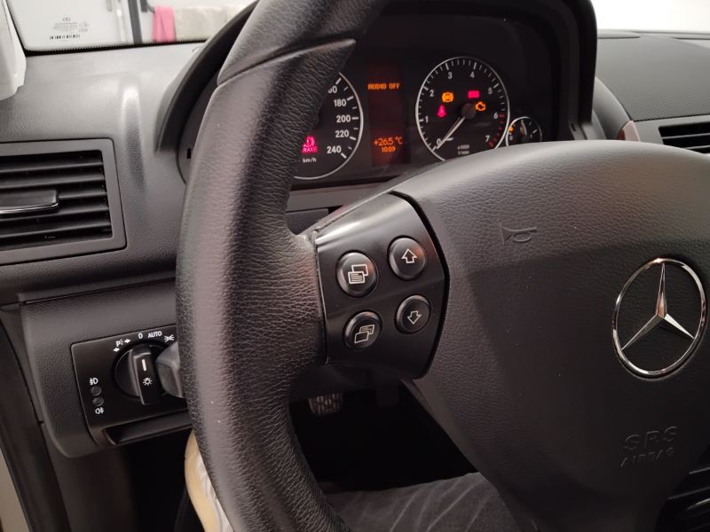 GuidiCar - Mercedes Classe a 2011 A 160 be Executive Usato