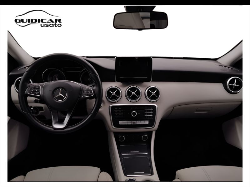 GuidiCar - Mercedes Classe a 2016 A 180 d Sport auto my16 Usato