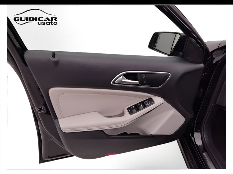 GuidiCar - Mercedes Classe a 2016 A 180 d Sport auto my16 Usato