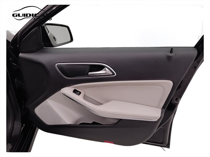 GuidiCar - Mercedes Classe a 2016 A 180 d Sport auto my16 Usato
