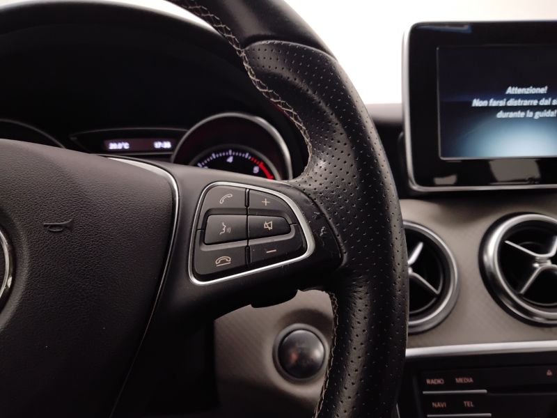 GuidiCar - Mercedes Classe a 2016 A 180 d Sport auto my16 Usato