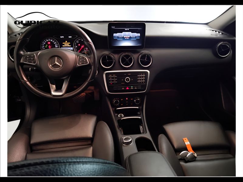 GuidiCar - Mercedes Classe a 2017 A 180 d Sport auto my16 Usato