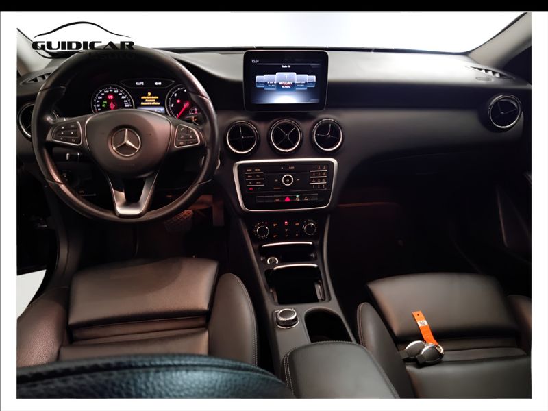 GuidiCar - Mercedes Classe a 2017 A 180 d Sport auto my16 Usato