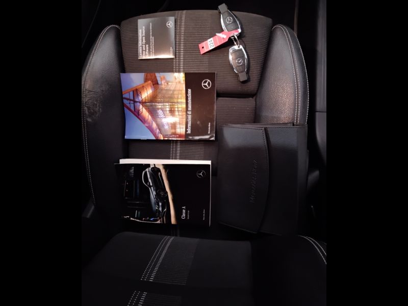 GuidiCar - Mercedes Classe a 2017 A 180 d Sport auto my16 Usato
