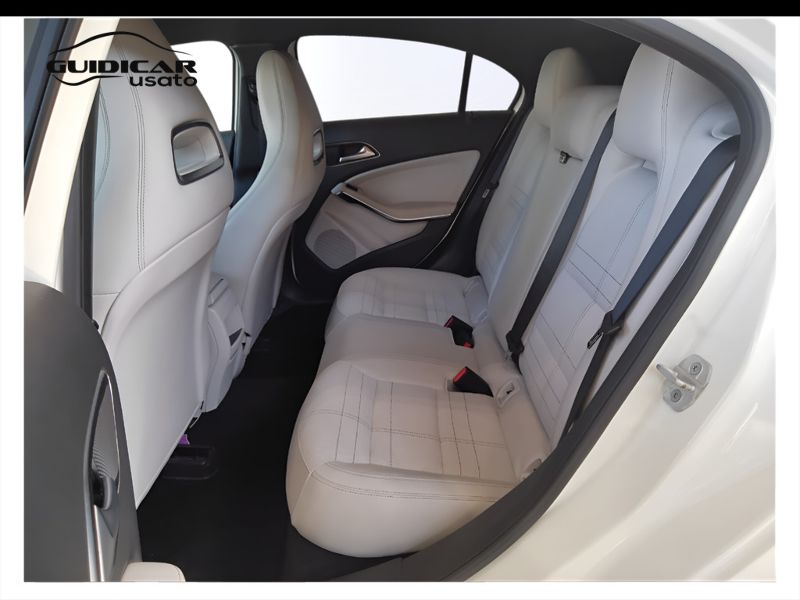 GuidiCar - Mercedes Classe a 2015 A 180 Sport E6 Usato