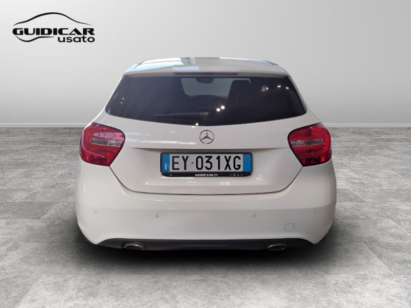 GuidiCar - Mercedes Classe a 2015 A 180 Sport E6 Usato