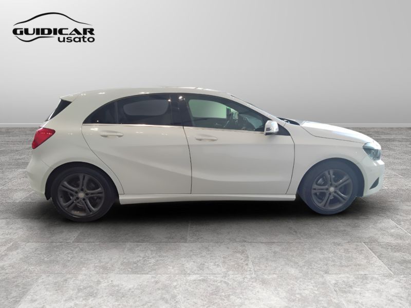 GuidiCar - Mercedes Classe a 2015 A 180 Sport E6 Usato