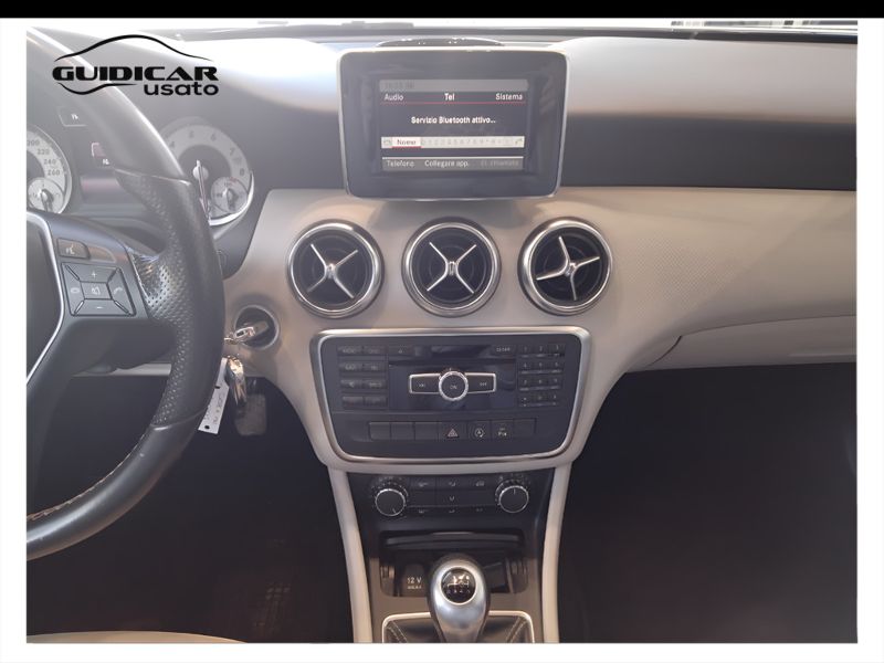 GuidiCar - Mercedes Classe a 2015 A 180 Sport E6 Usato