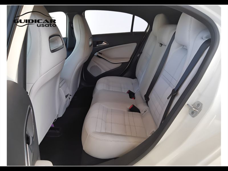 GuidiCar - Mercedes Classe a 2015 A 180 Sport E6 Usato