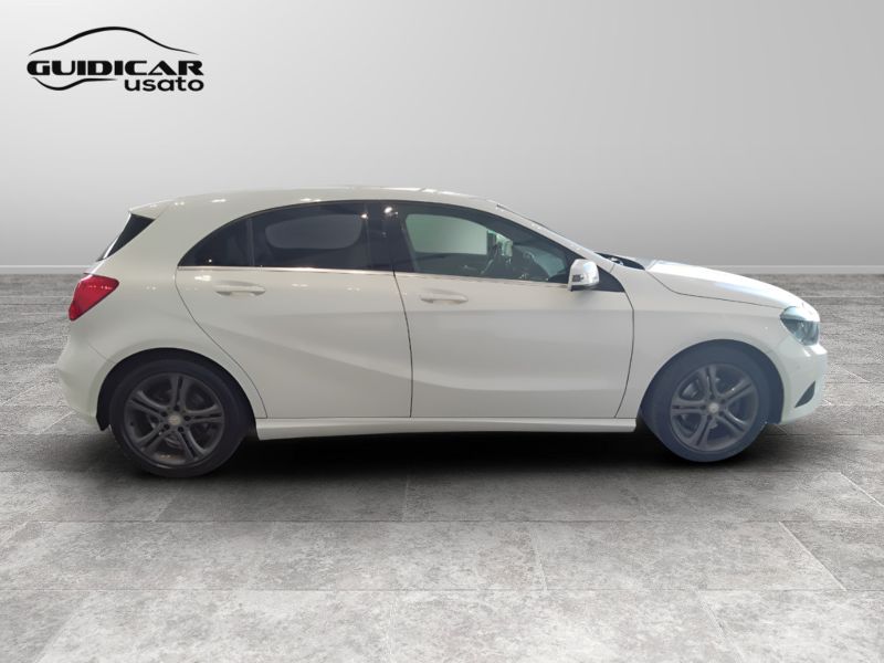 GuidiCar - Mercedes Classe a 2015 A 180 Sport E6 Usato