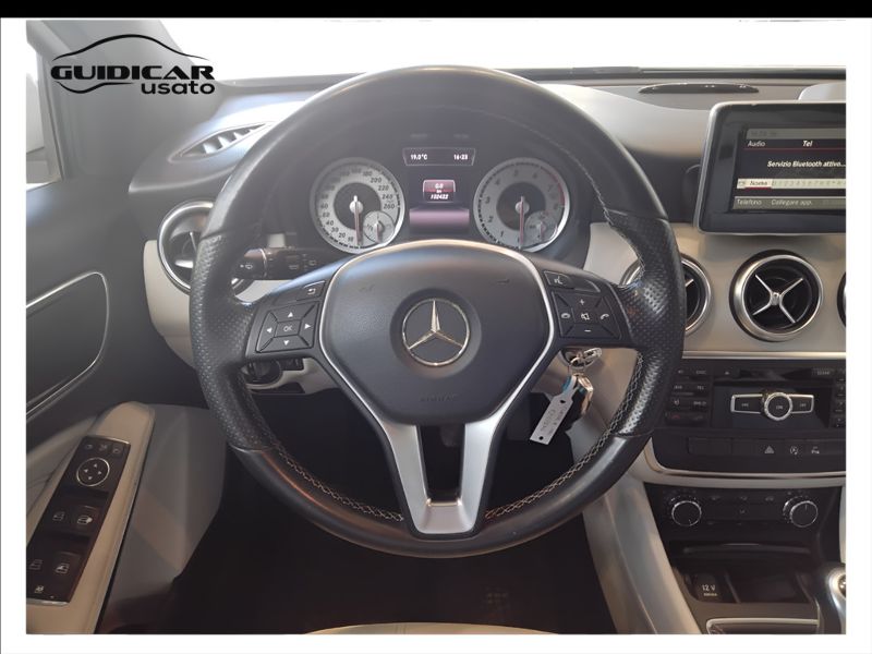 GuidiCar - Mercedes Classe a 2015 A 180 Sport E6 Usato