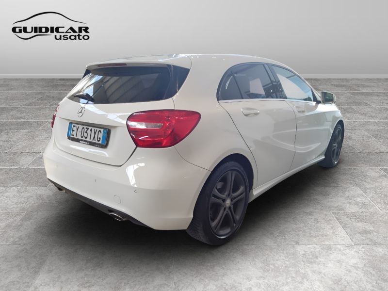 GuidiCar - Mercedes Classe a 2015 A 180 Sport E6 Usato
