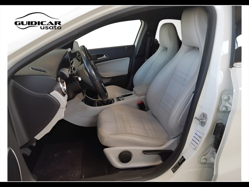 GuidiCar - Mercedes Classe a 2015 A 180 Sport E6 Usato