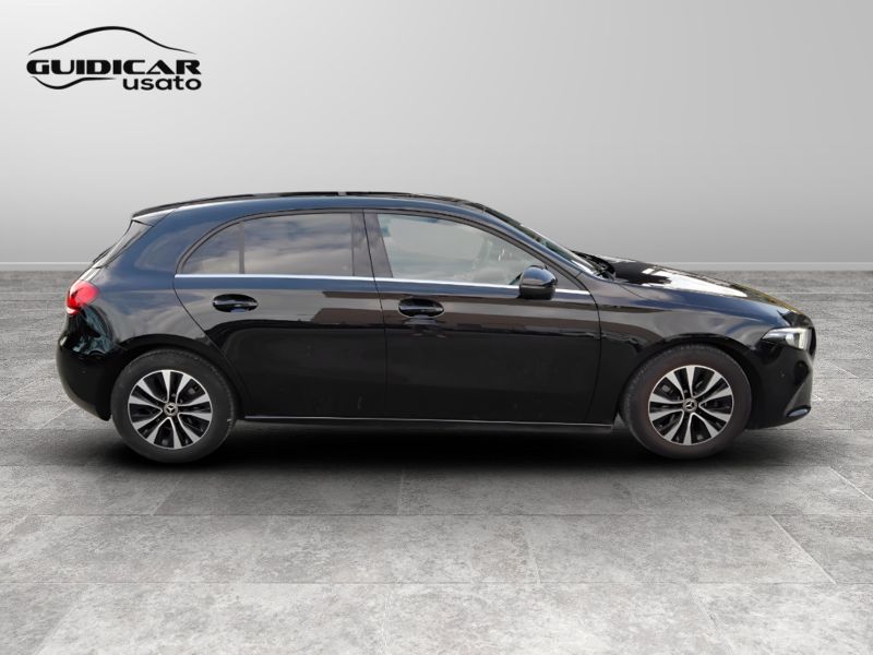 GuidiCar - Mercedes Classe a 2021 A 180 d Business Extra Usato