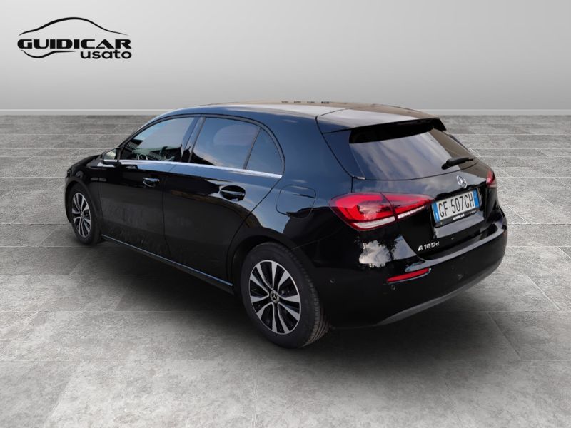 GuidiCar - Mercedes Classe a 2021 A 180 d Business Extra Usato