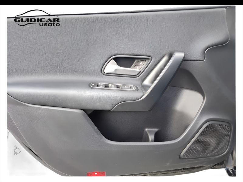 GuidiCar - Mercedes Classe a 2021 A 180 d Business Extra Usato