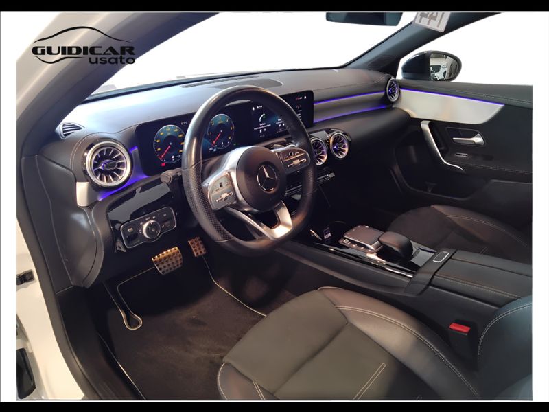 GuidiCar - Mercedes Classe a 2022 A 180 d Premium Night edition Usato