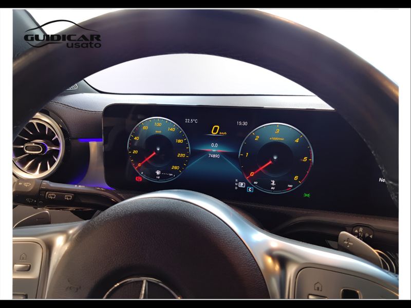 GuidiCar - Mercedes Classe a 2022 A 180 d Premium Night edition Usato