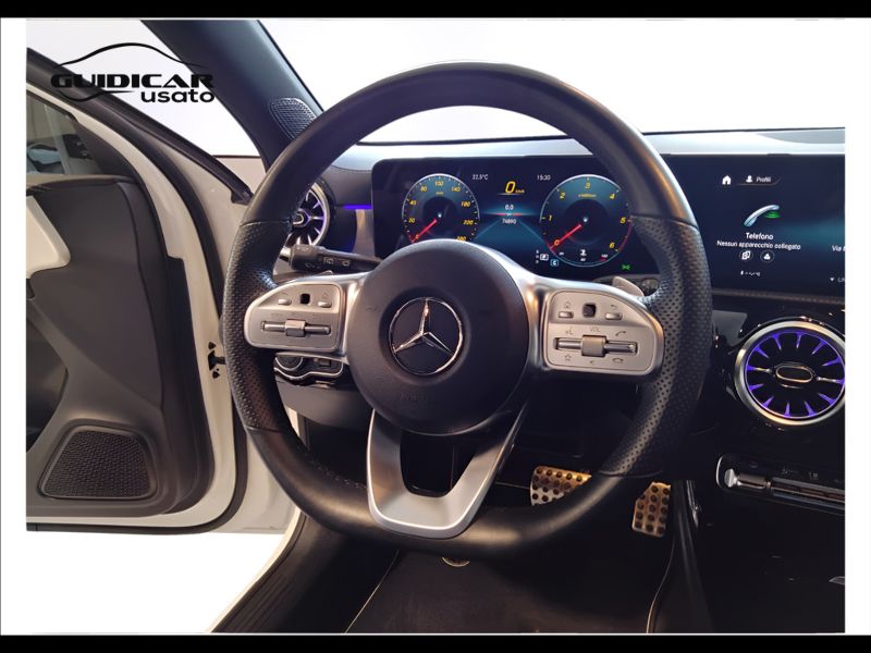 GuidiCar - Mercedes Classe a 2022 A 180 d Premium Night edition Usato