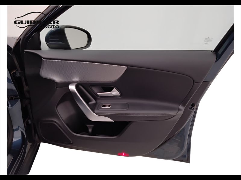 GuidiCar - Mercedes Classe a 2020 A 200 d Sport 4matic auto Usato