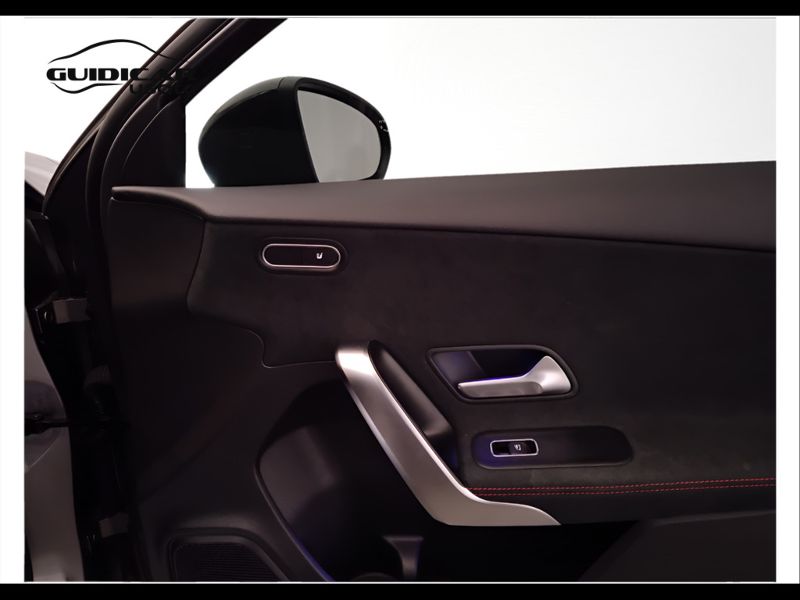 GuidiCar - Mercedes Classe a 2022 A 220 d Premium 4matic auto Usato