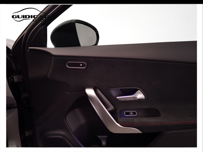 GuidiCar - Mercedes Classe a 2022 A 220 d Premium 4matic auto Usato