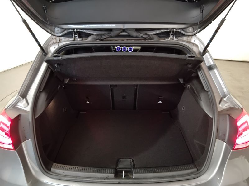 GuidiCar - Mercedes Classe a 2022 A 220 d Premium 4matic auto Usato