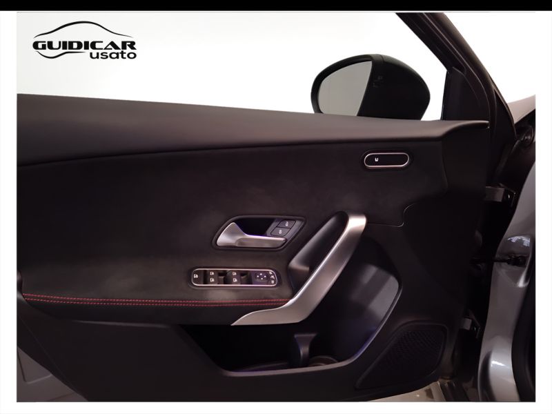 GuidiCar - Mercedes Classe a 2022 A 220 d Premium 4matic auto Usato