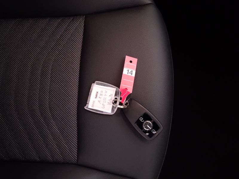 GuidiCar - Mercedes Classe a 2023 A 180 d Advanced auto Usato