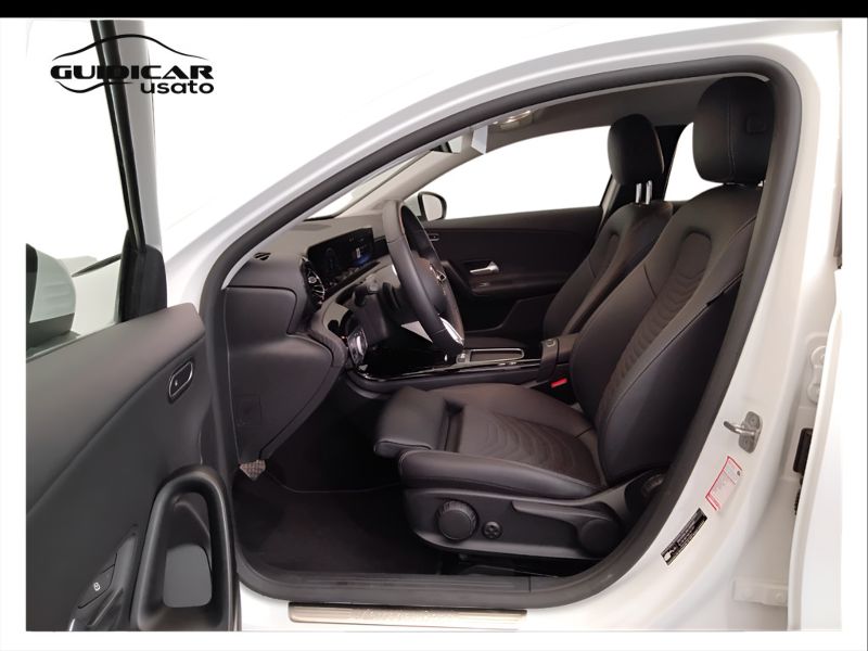 GuidiCar - Mercedes Classe a 2023 A 180 d Advanced auto Usato