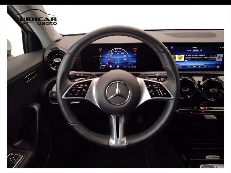 GuidiCar - Mercedes Classe a 2023 A 180 d Advanced auto Usato