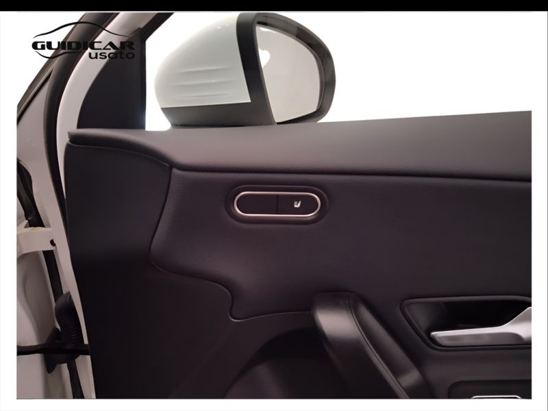 GuidiCar - Mercedes Classe a 2023 A 180 d Advanced auto Usato